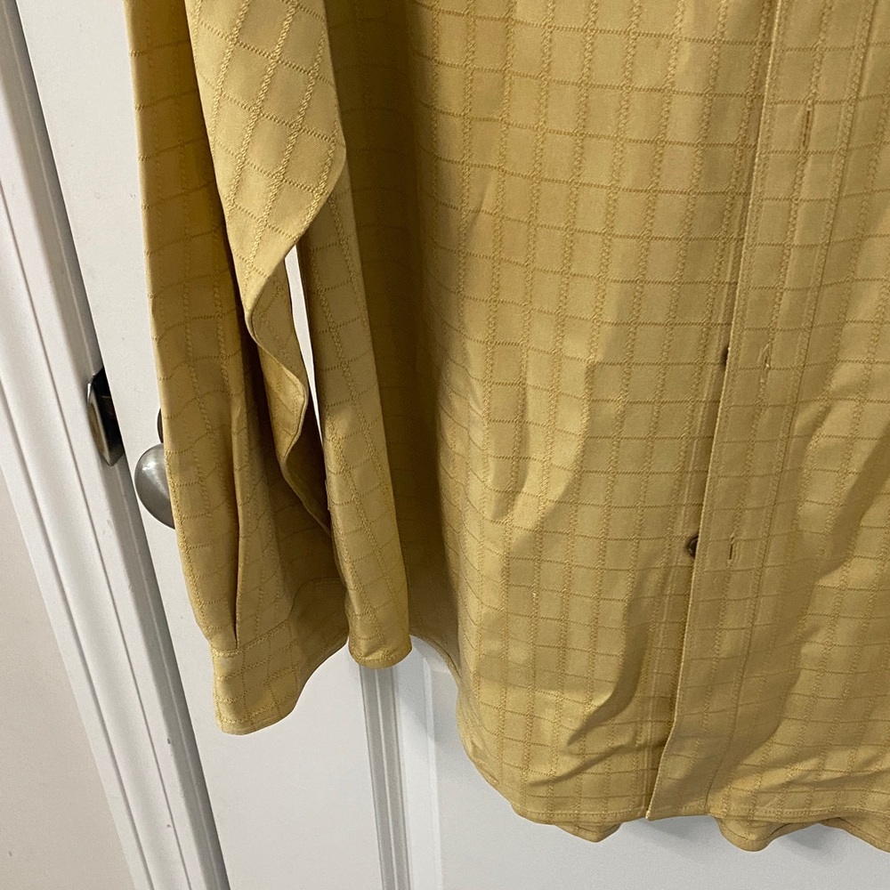 Tommy Bahama Mustard Silk Button-Up - Picture 6 of 9
